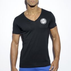 �������� "Basic Fitness V-Neck T-Shirt - Black" 